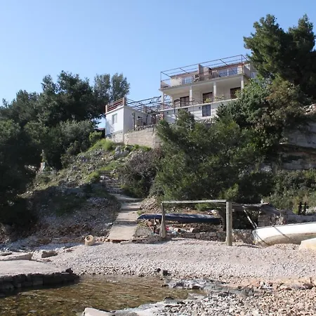 Apartments By The Sea Basina, Hvar - 8749 *