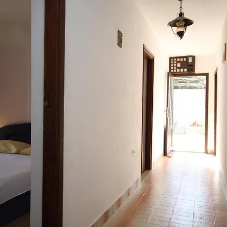 By The Sea Basina, Hvar - 8749