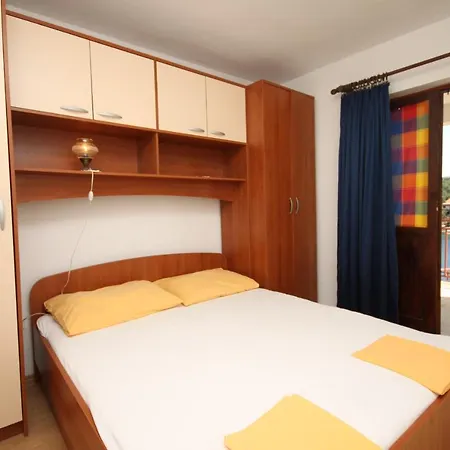 Apartments By The Sea Basina, Hvar - 8749 Apartment *